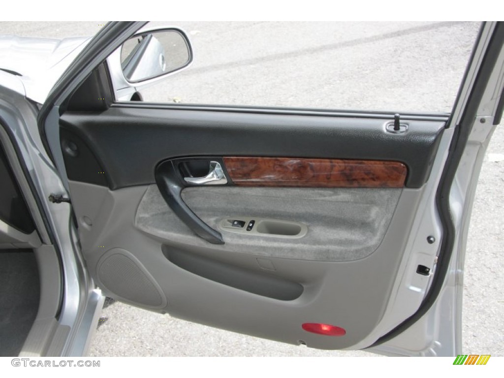 2005 Verona S - Titanium Silver Metallic / Gray photo #23