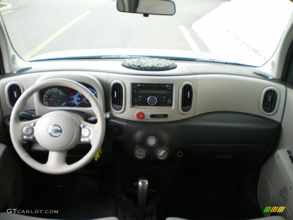 2011 Nissan Cube 1.8 S Light Gray Dashboard Photo #66384377
