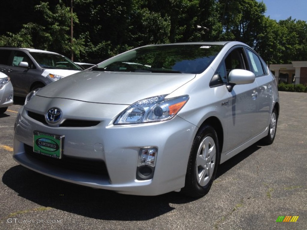 2010 Prius Hybrid II - Classic Silver Metallic / Dark Gray photo #4