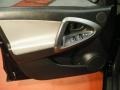 Black - RAV4 4WD Photo No. 12
