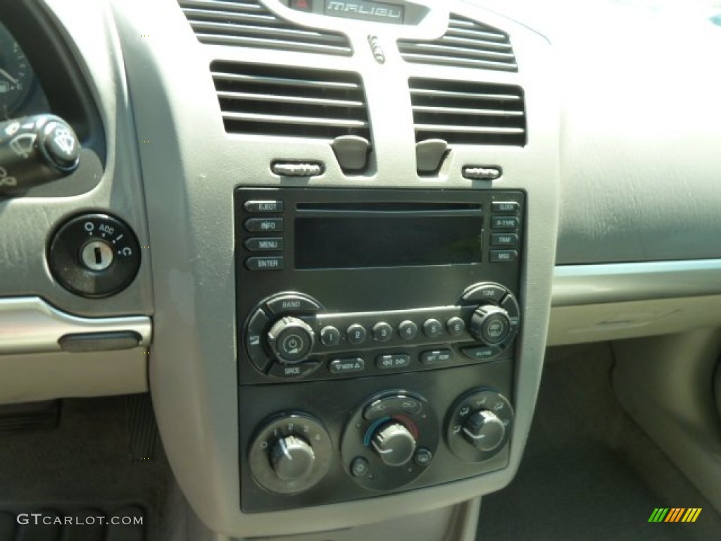 2005 Malibu Maxx LS Wagon - Dark Blue Metallic / Gray photo #13