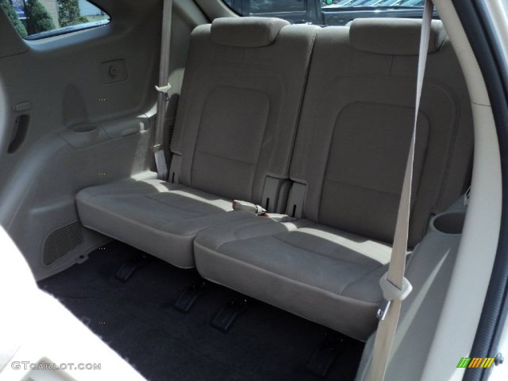 2008 Hyundai Veracruz GLS Rear Seat Photos
