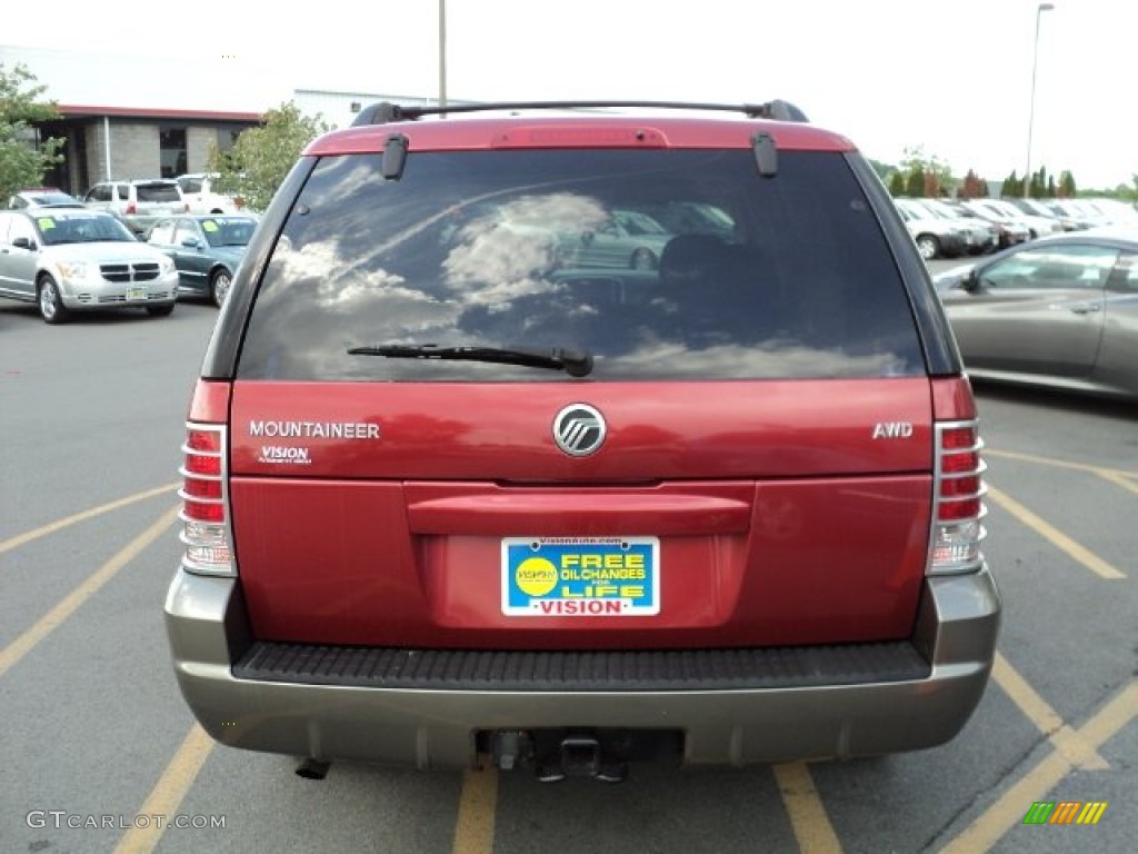 2002 Mountaineer AWD - Toreador Red Metallic / Medium Dark Parchment photo #17