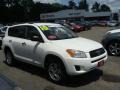 Super White - RAV4 I4 4WD Photo No. 1