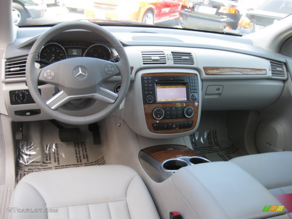 2009 R 320 BlueTEC 4Matic - Alpine Rain Metallic / Ash photo #25