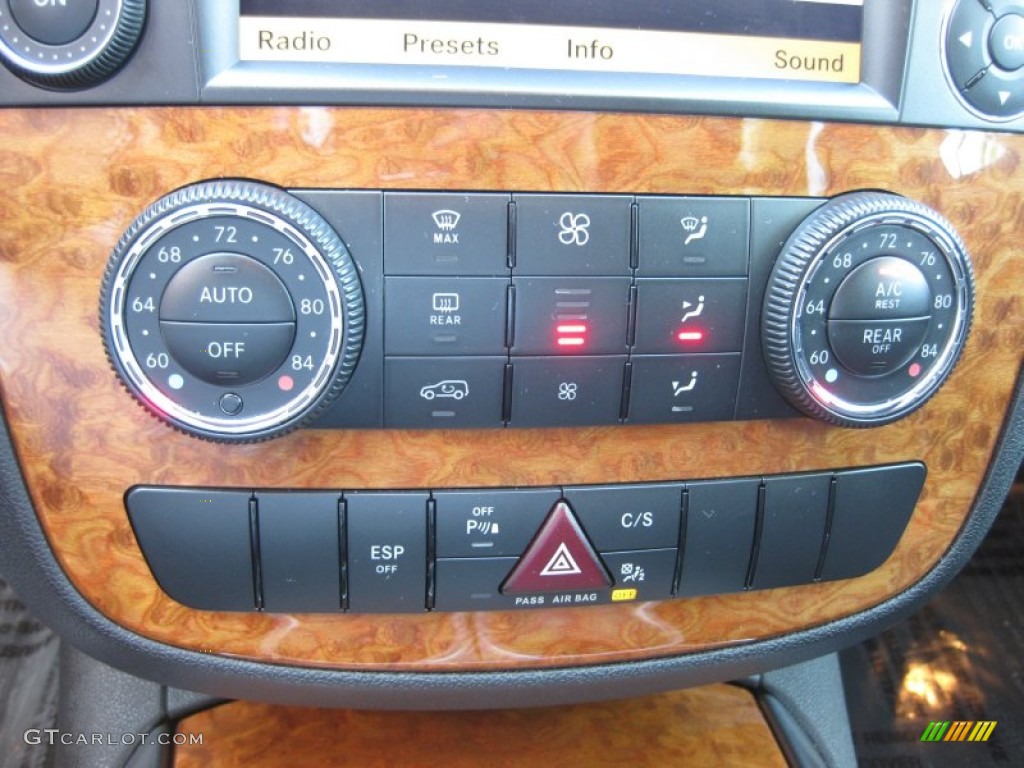 2009 Mercedes-Benz R 350 4Matic Controls Photo #66397391