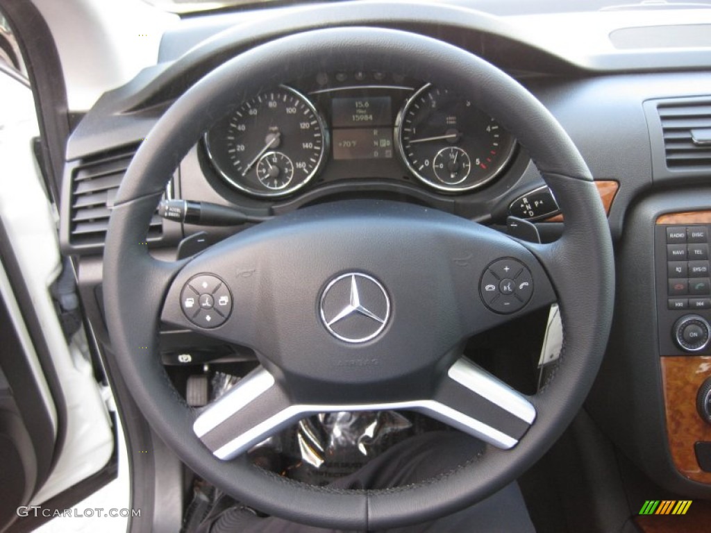 2009 Mercedes-Benz R 350 4Matic Black Steering Wheel Photo #66397414