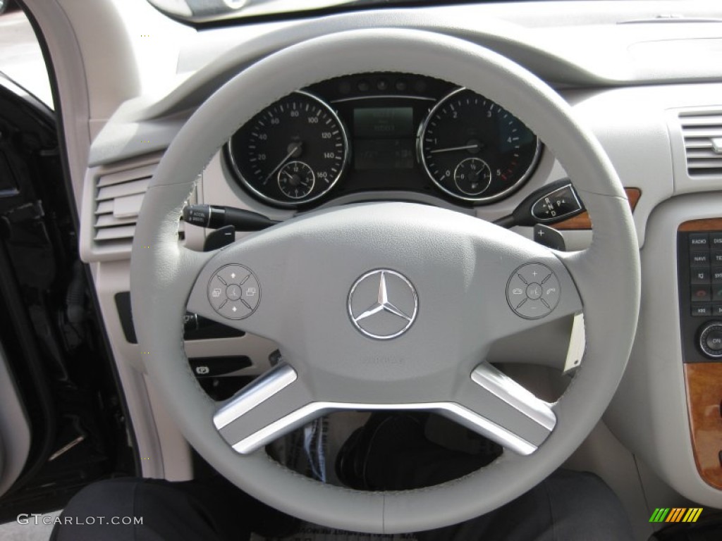 2009 Mercedes-Benz R 320 BlueTEC 4Matic Ash Steering Wheel Photo #66397604