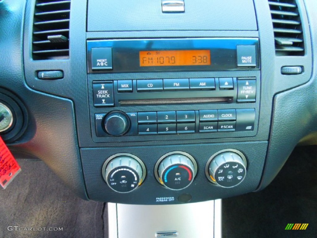 2006 Nissan Altima 2.5 S Special Edition Controls Photo #66403867