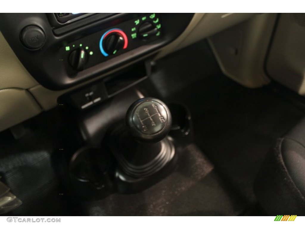2004 Ford Ranger XL Regular Cab 5 Speed Manual Transmission Photo #66405750