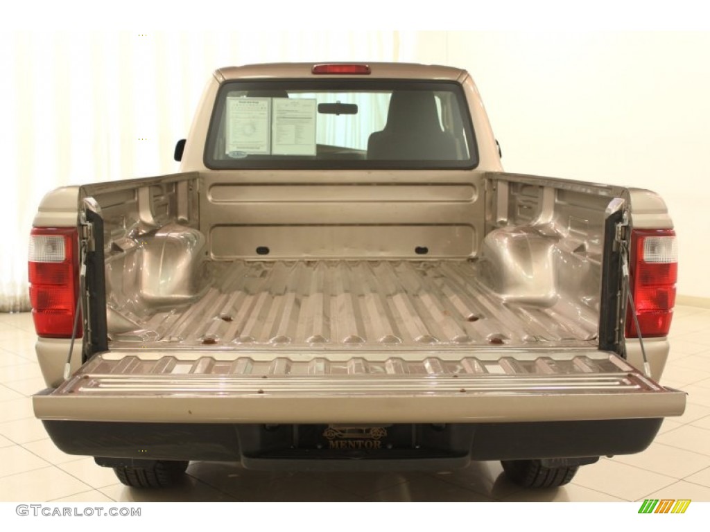 2004 Ford Ranger XL Regular Cab Trunk Photos