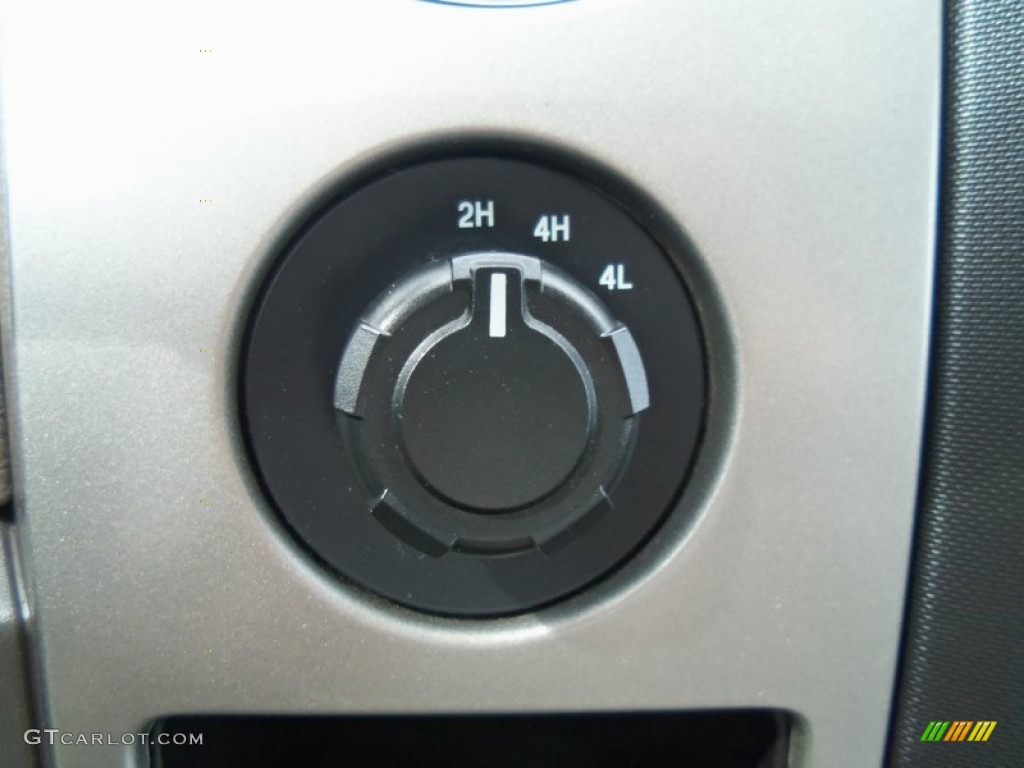 2010 Ford F150 XLT SuperCrew 4x4 Controls Photo #66408702