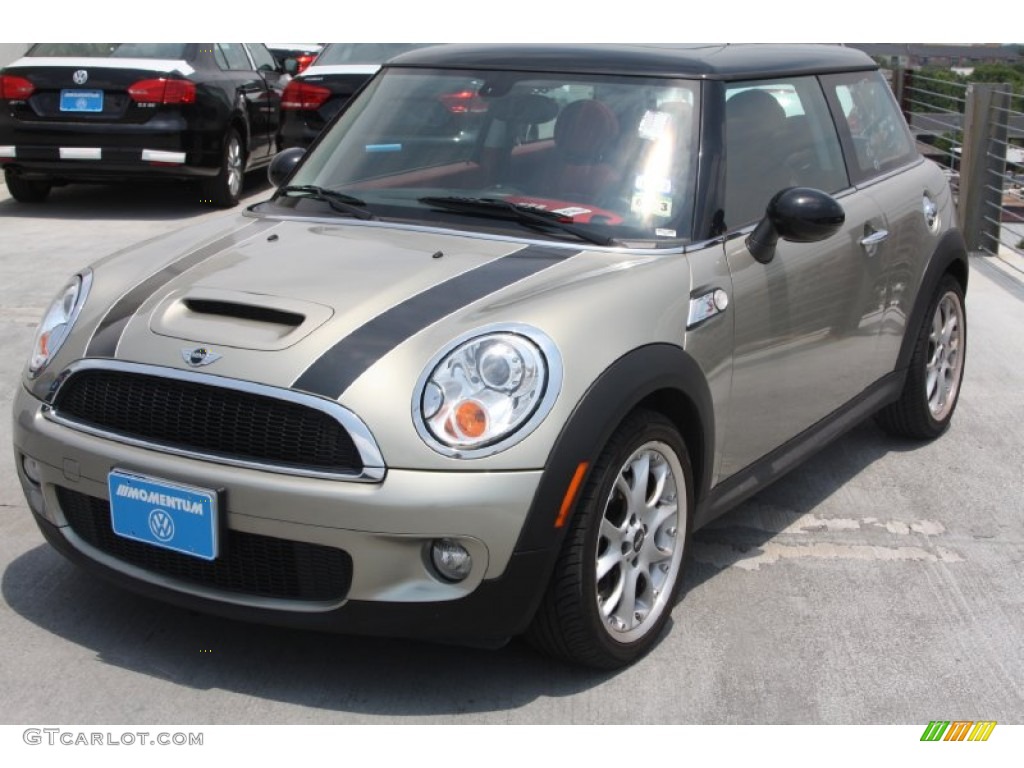 2007 Cooper S Hardtop - Sparkling Silver Metallic / Rooster Red/Carbon Black photo #3