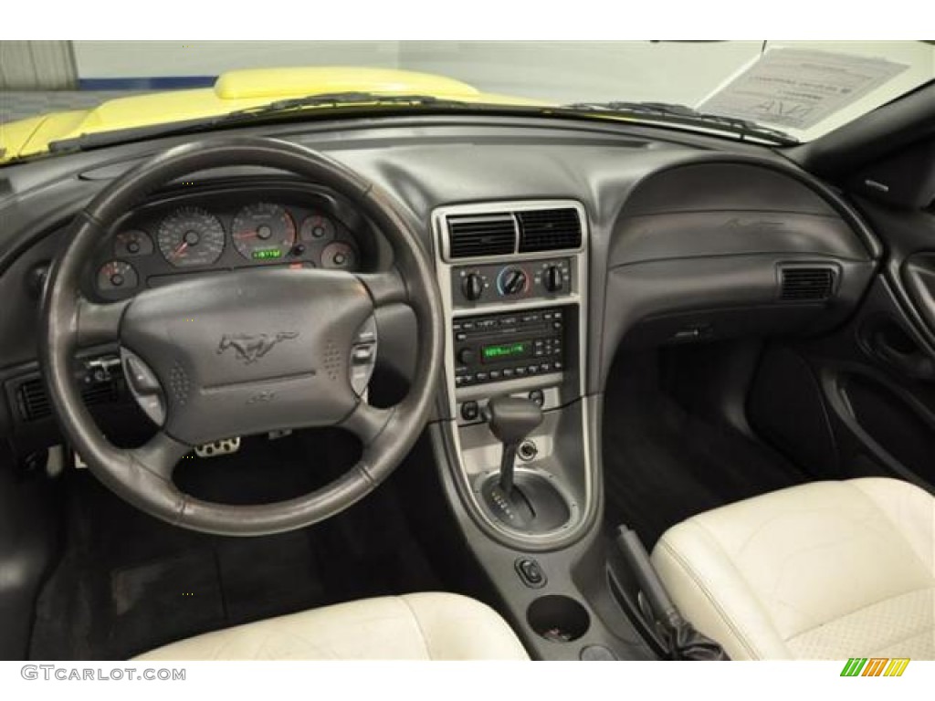 2003 Mustang GT Convertible - Zinc Yellow / Ivory White photo #18