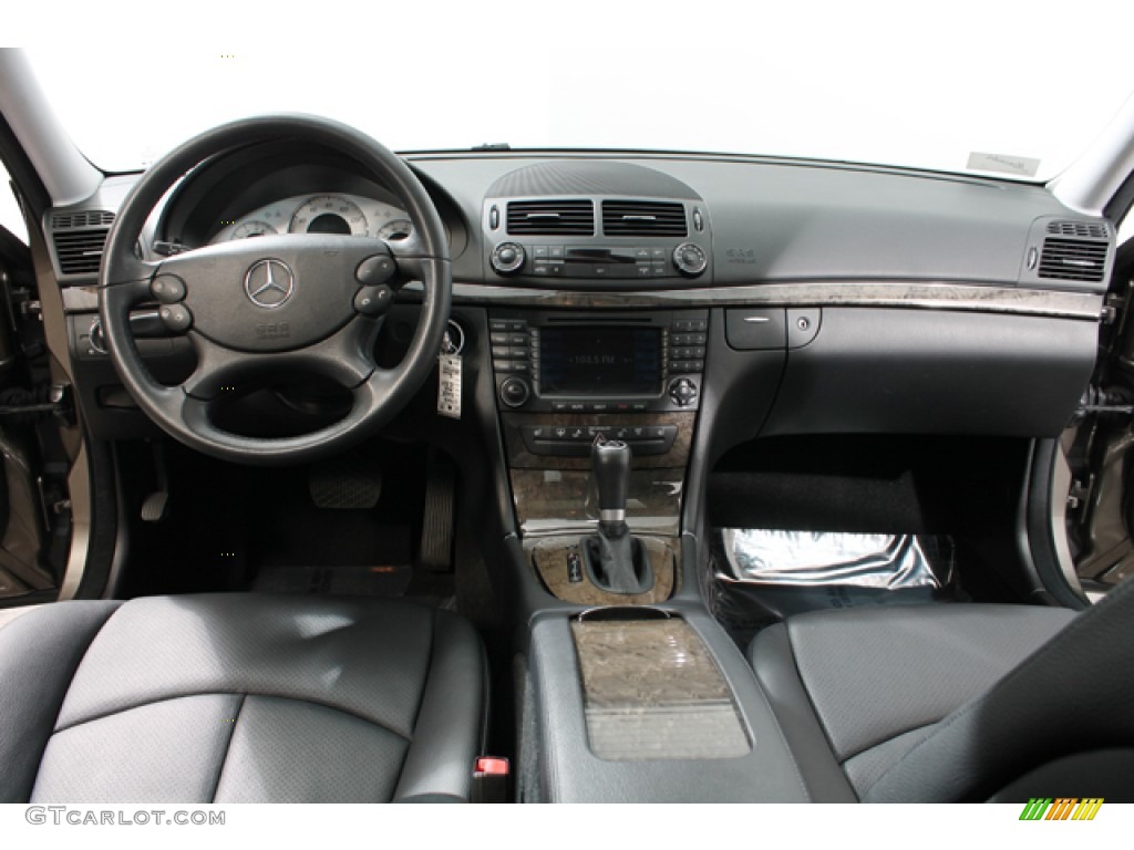 2008 Mercedes-Benz E 350 Sedan Black Dashboard Photo #66416893