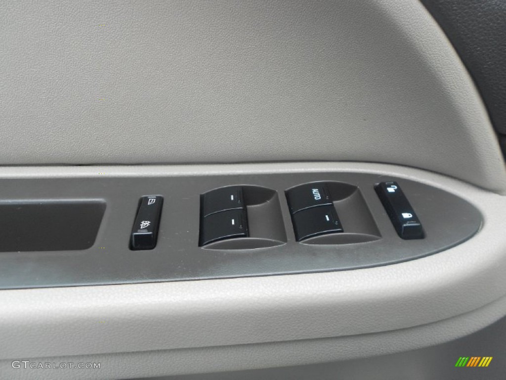 2008 Taurus X SEL - Light Ice Blue Metallic / Medium Light Stone photo #19