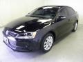 Black - Jetta SE Sedan Photo No. 3