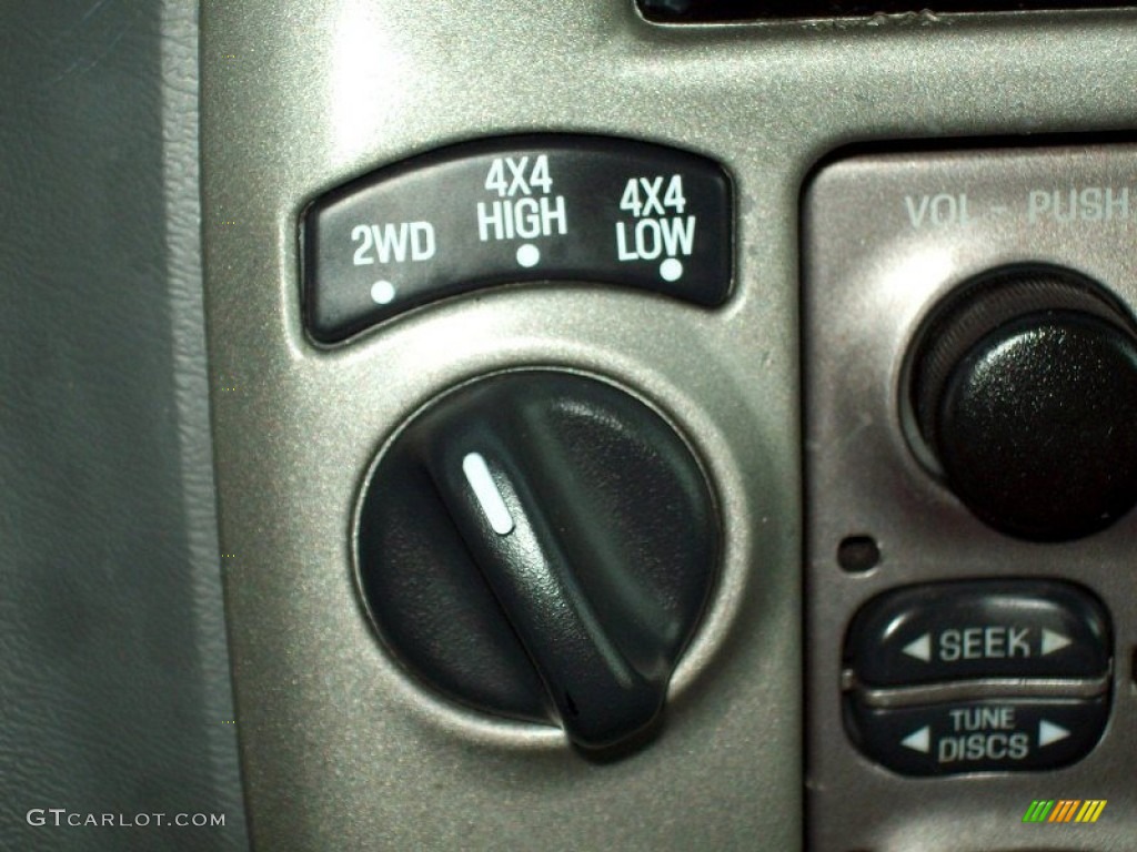 2004 Explorer Sport Trac XLT 4x4 - Red Fire Metallic / Medium Dark Flint/Dark Flint photo #23
