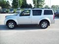 2005 Silver Lightning Metallic Nissan Pathfinder XE 4x4  photo #12