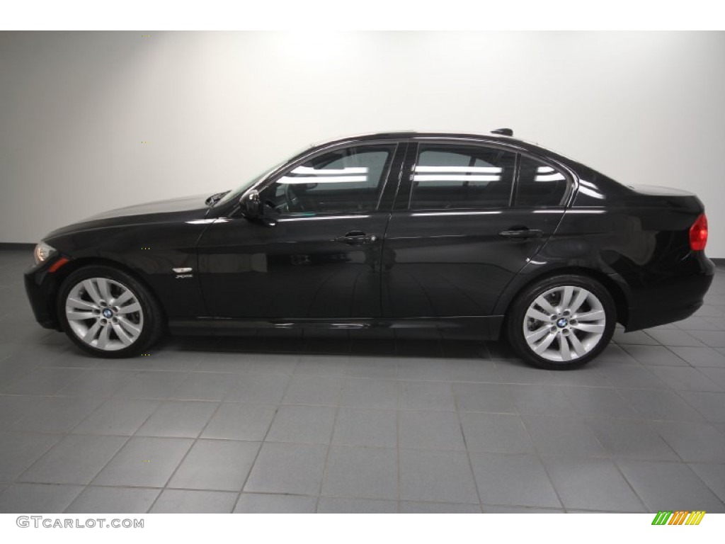 2010 3 Series 335i xDrive Sedan - Jet Black / Black photo #2