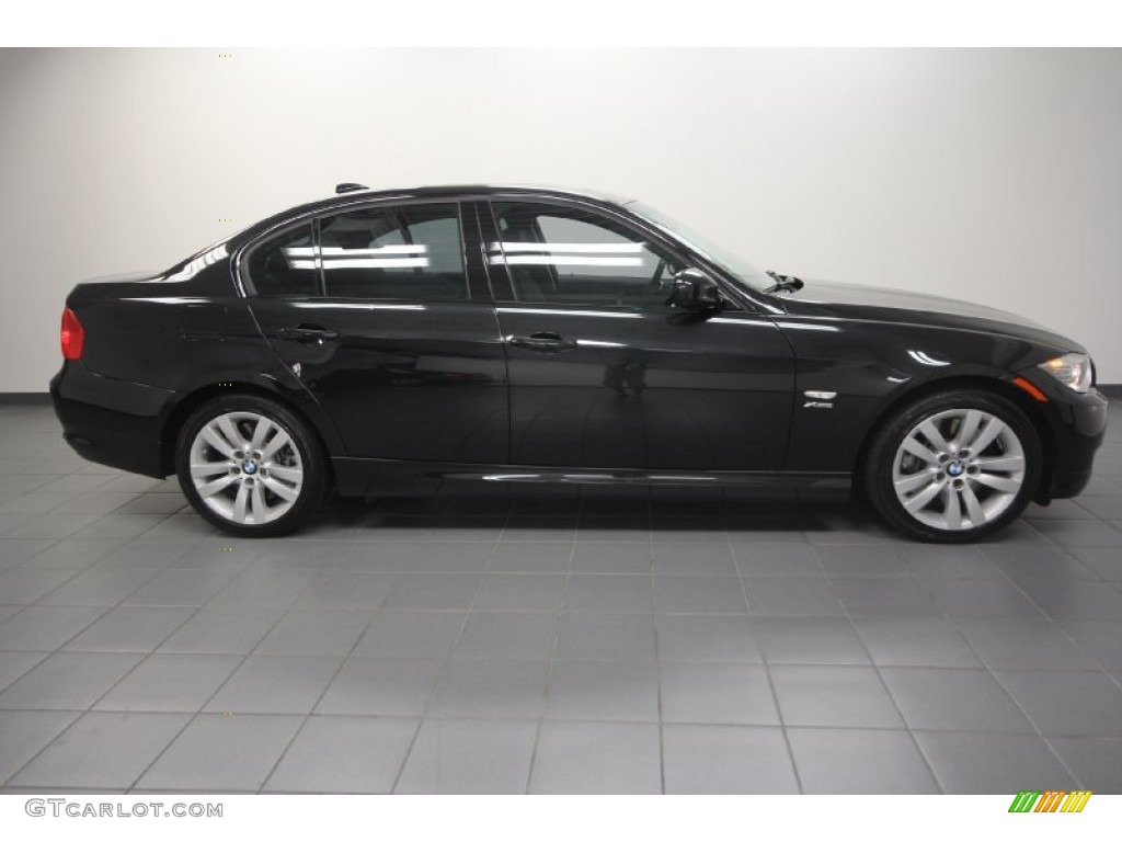 2010 3 Series 335i xDrive Sedan - Jet Black / Black photo #7