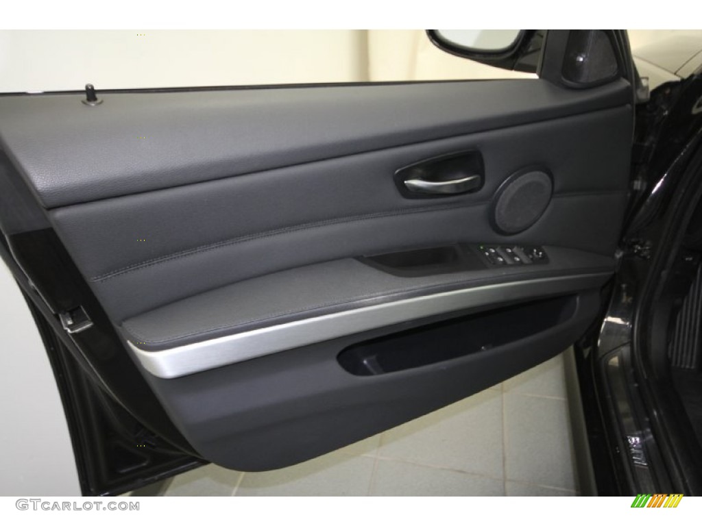 2010 3 Series 335i xDrive Sedan - Jet Black / Black photo #14