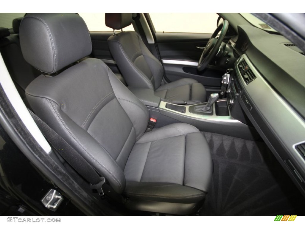 2010 3 Series 335i xDrive Sedan - Jet Black / Black photo #38