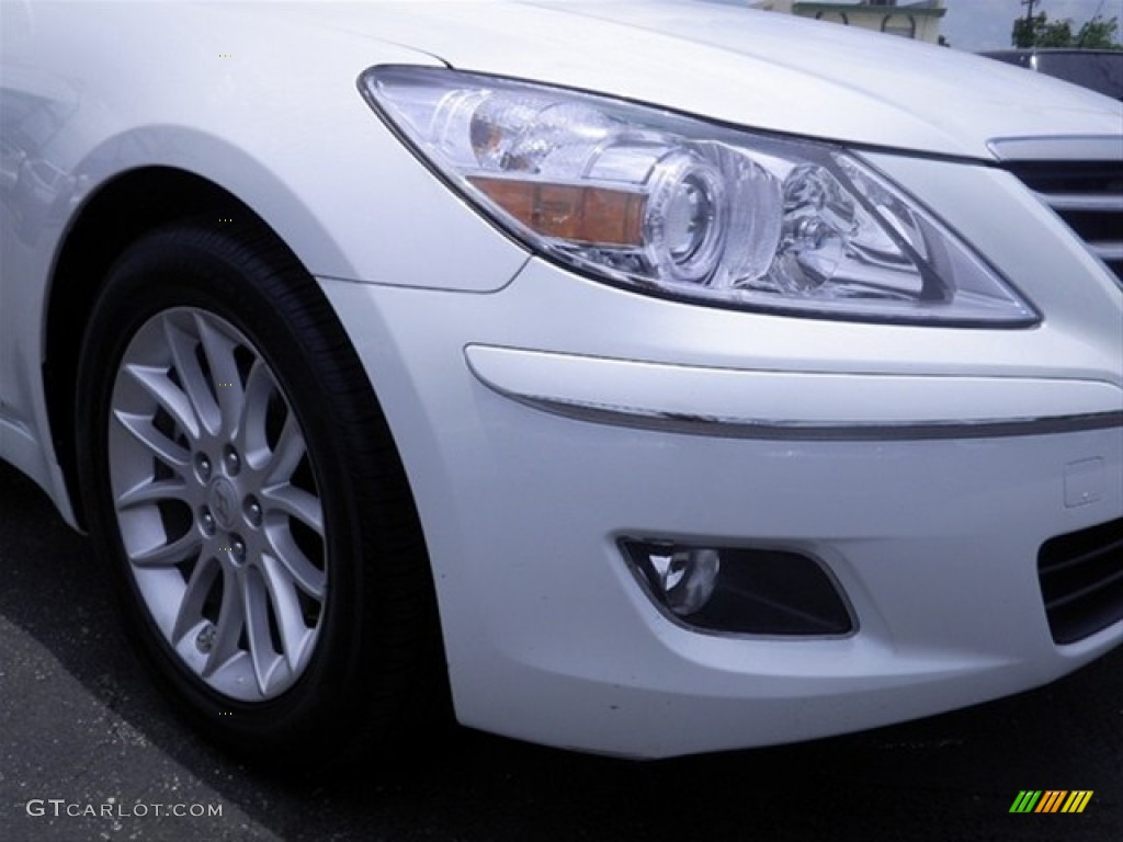 2011 Genesis 3.8 Sedan - White Satin Pearl / Cashmere photo #2