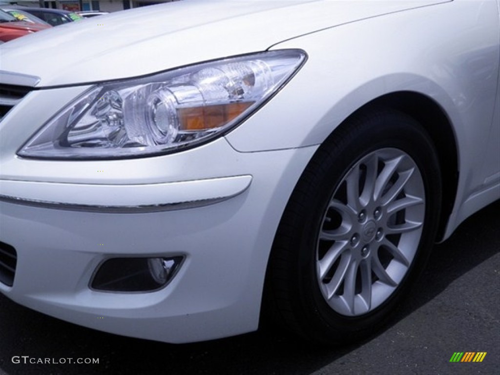 2011 Genesis 3.8 Sedan - White Satin Pearl / Cashmere photo #6