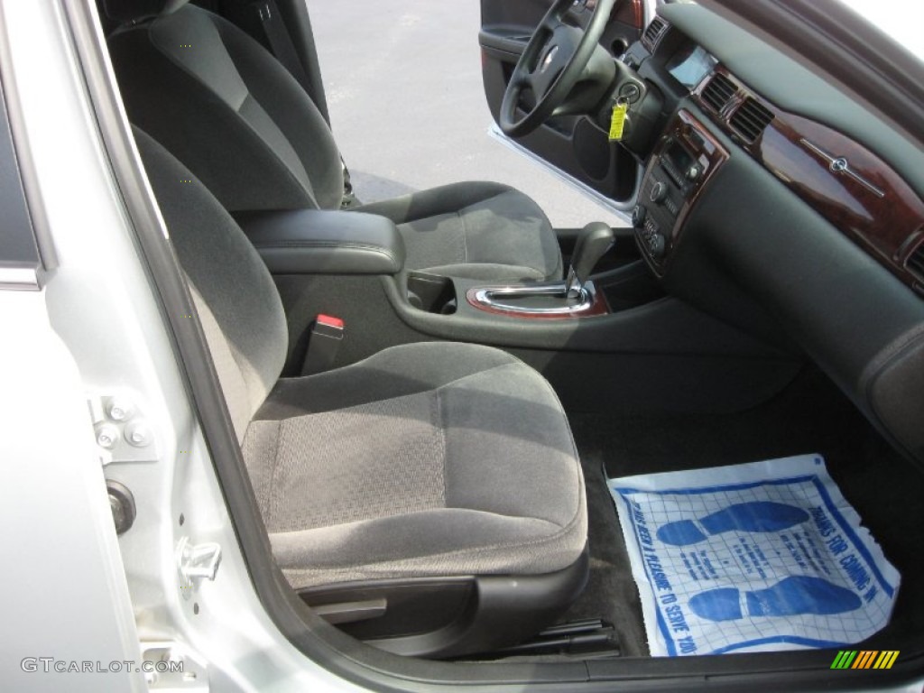 2010 Impala LS - Silver Ice Metallic / Ebony photo #16
