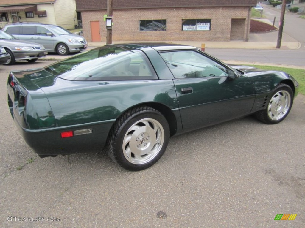 Polo Green Metallic 1993 Chevrolet Corvette Coupe Exterior Photo #66438675