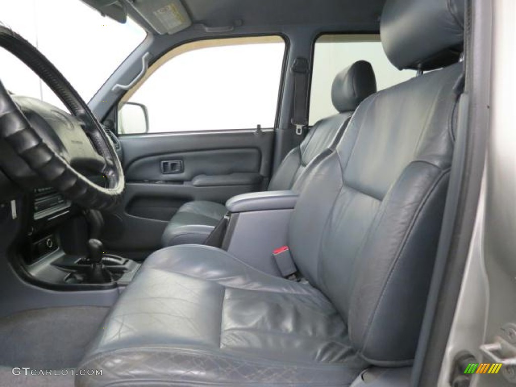 1999 4Runner SR5 4x4 - Millennium Silver Metallic / Gray photo #8
