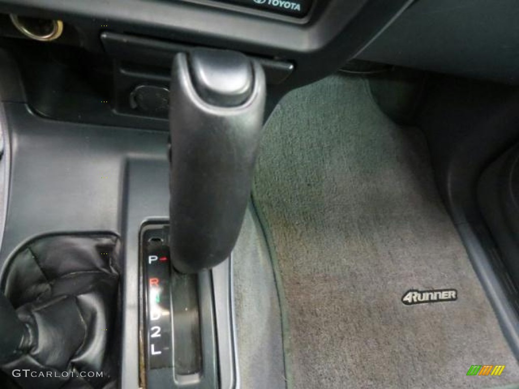 1999 4Runner SR5 4x4 - Millennium Silver Metallic / Gray photo #16