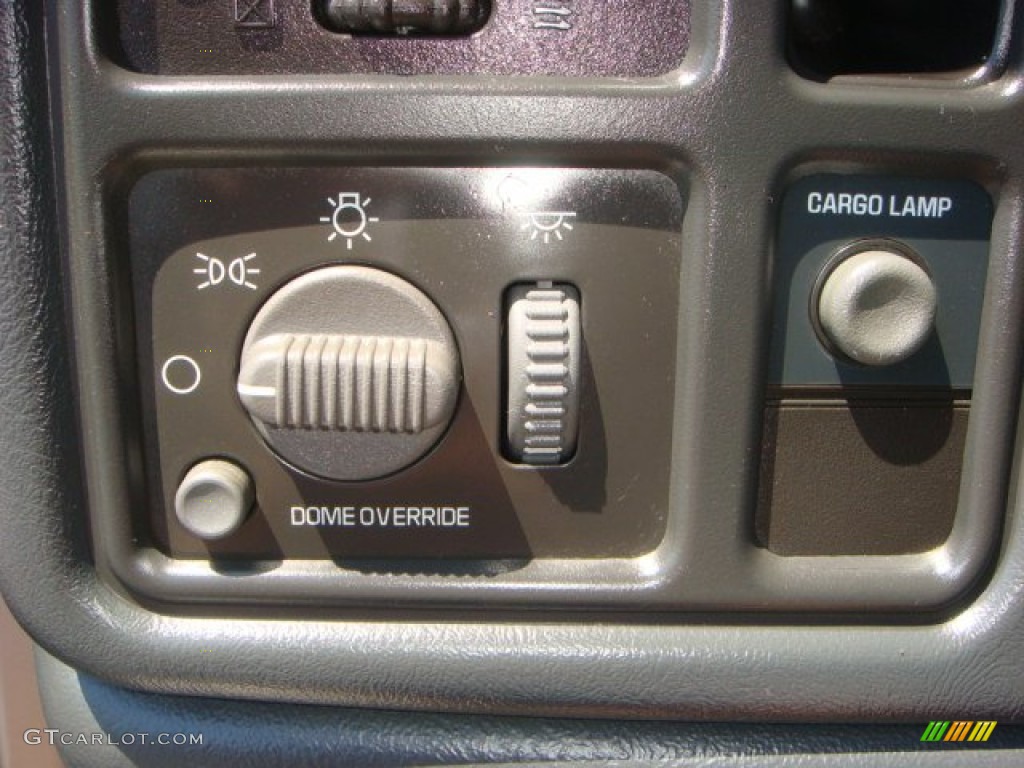2001 Chevrolet Silverado 1500 LS Regular Cab Controls Photo #66440838