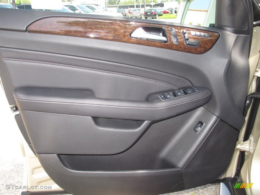 2012 ML 350 4Matic - Pearl Beige Metallic / Black photo #8