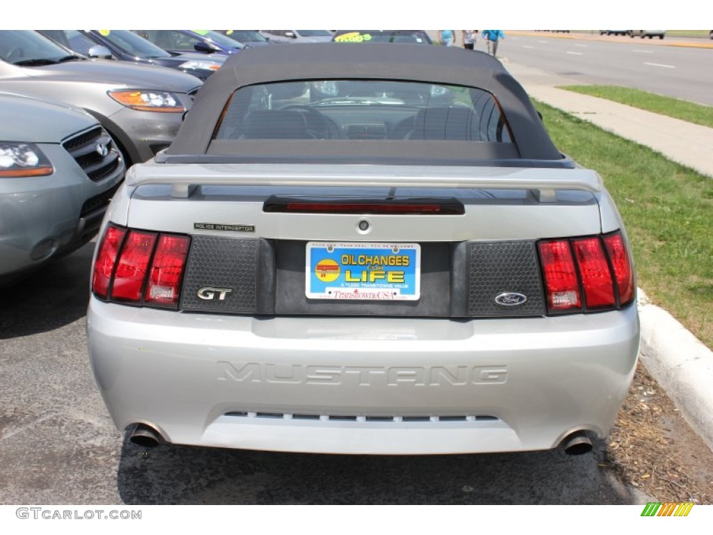2001 Mustang GT Convertible - Silver Metallic / Medium Graphite photo #10