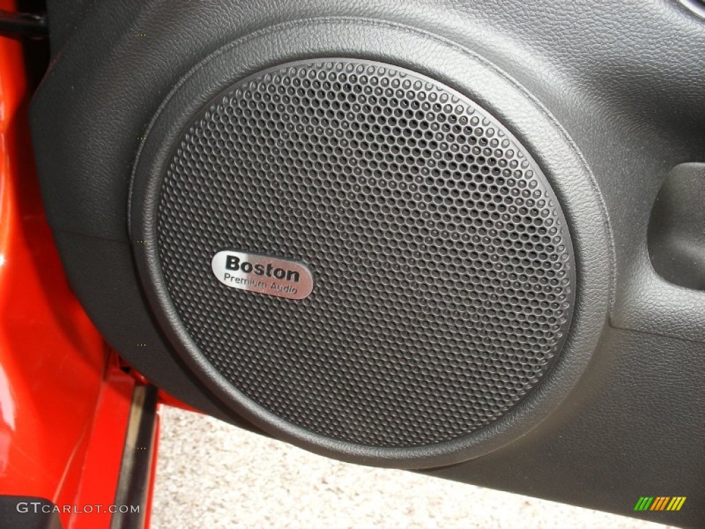 2011 Chevrolet Camaro SS/RS Convertible Audio System Photo #66444654