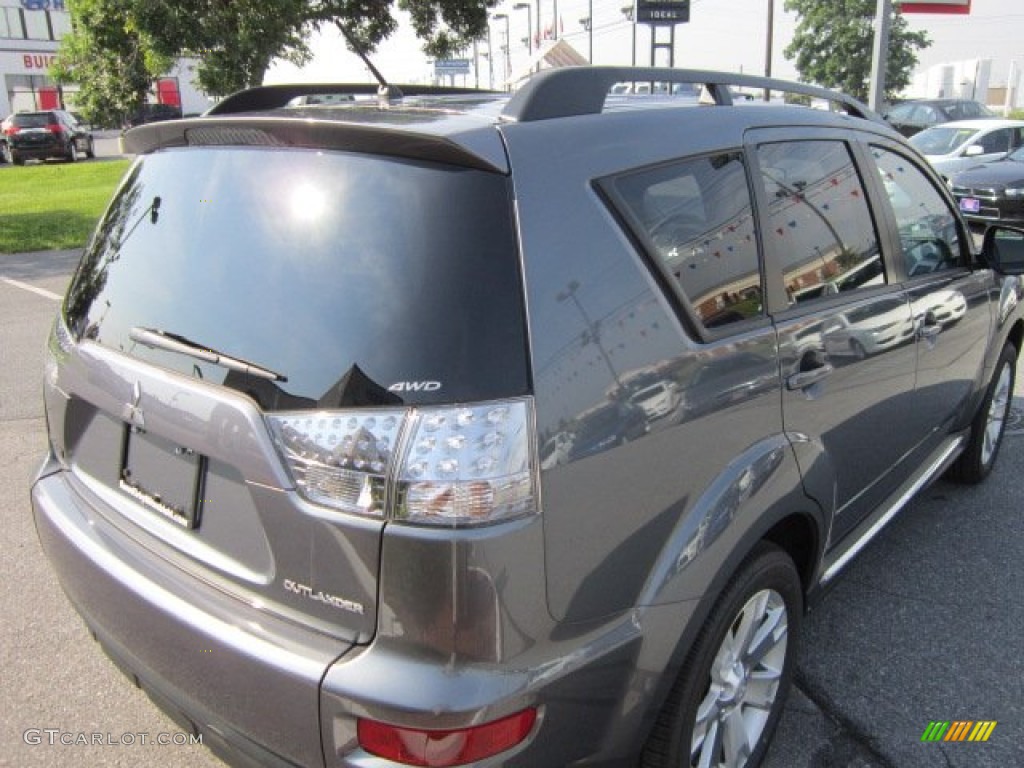 2012 Outlander SE AWD - Graphite Gray Metallic / Black photo #5