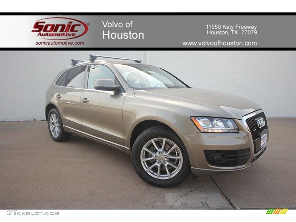 2009 Q5 3.2 Premium quattro - Dakar Beige Metallic / Cardamom Beige photo #1