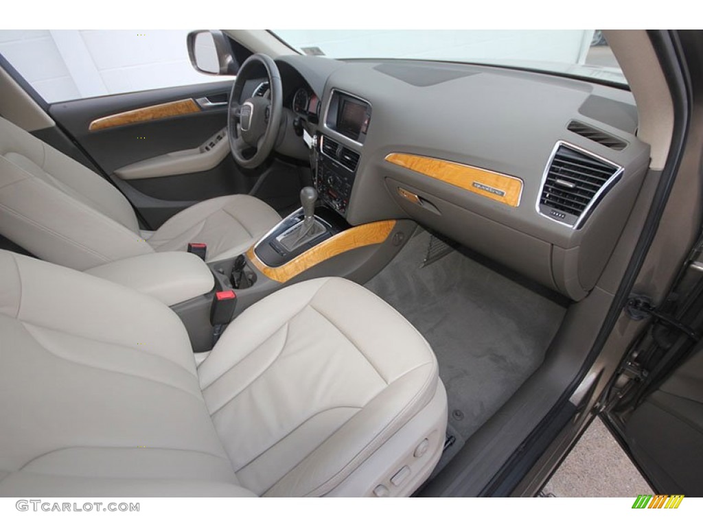 2009 Q5 3.2 Premium quattro - Dakar Beige Metallic / Cardamom Beige photo #25