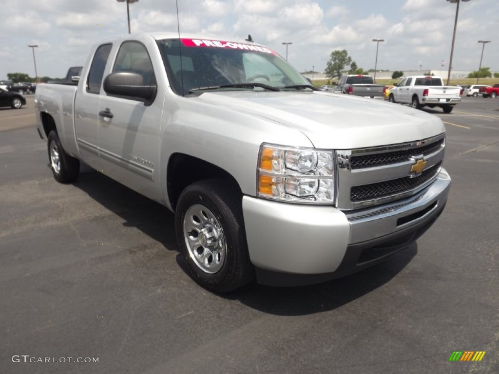 2010 Silverado 1500 LS Extended Cab - Sheer Silver Metallic / Dark Titanium photo #3