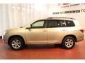 Sandy Beach Metallic - Highlander 4WD Photo No. 5