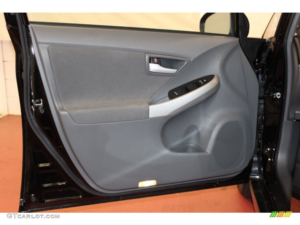 2011 Toyota Prius Hybrid II Misty Gray Door Panel Photo #66450273