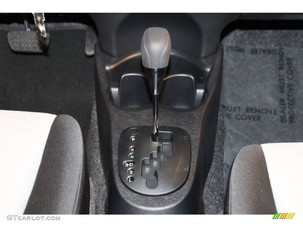 2012 Toyota Yaris LE 5 Door Transmission Photos