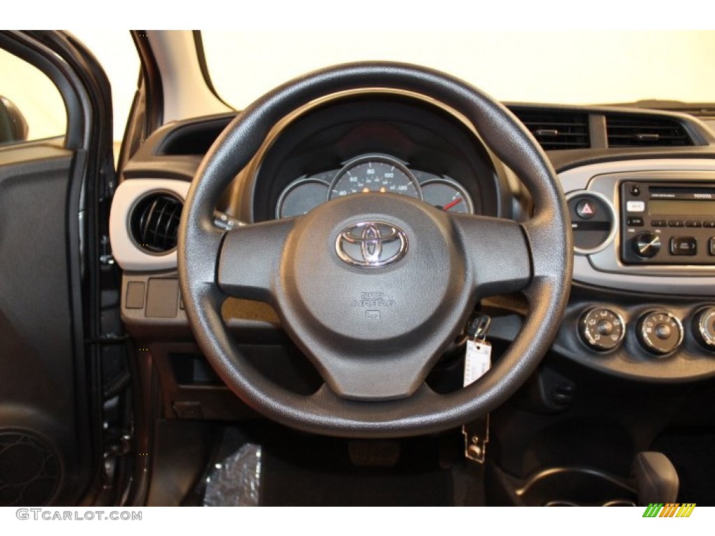 2012 Toyota Yaris LE 5 Door Steering Wheel Photos