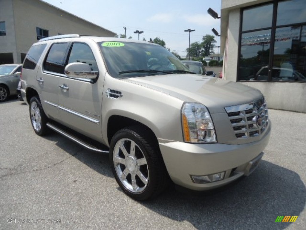 2007 Escalade AWD - Gold Mist / Ebony/Ebony photo #4