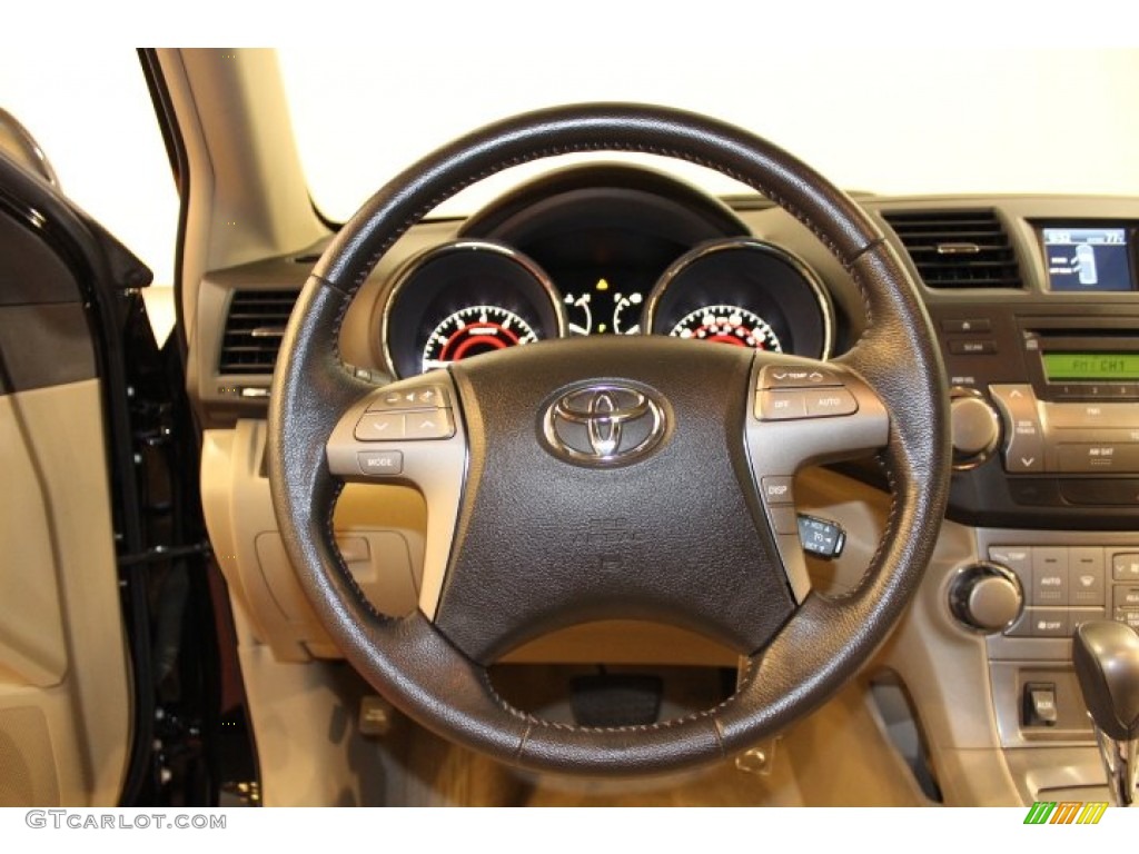 2010 Highlander SE 4WD - Black / Sand Beige photo #14