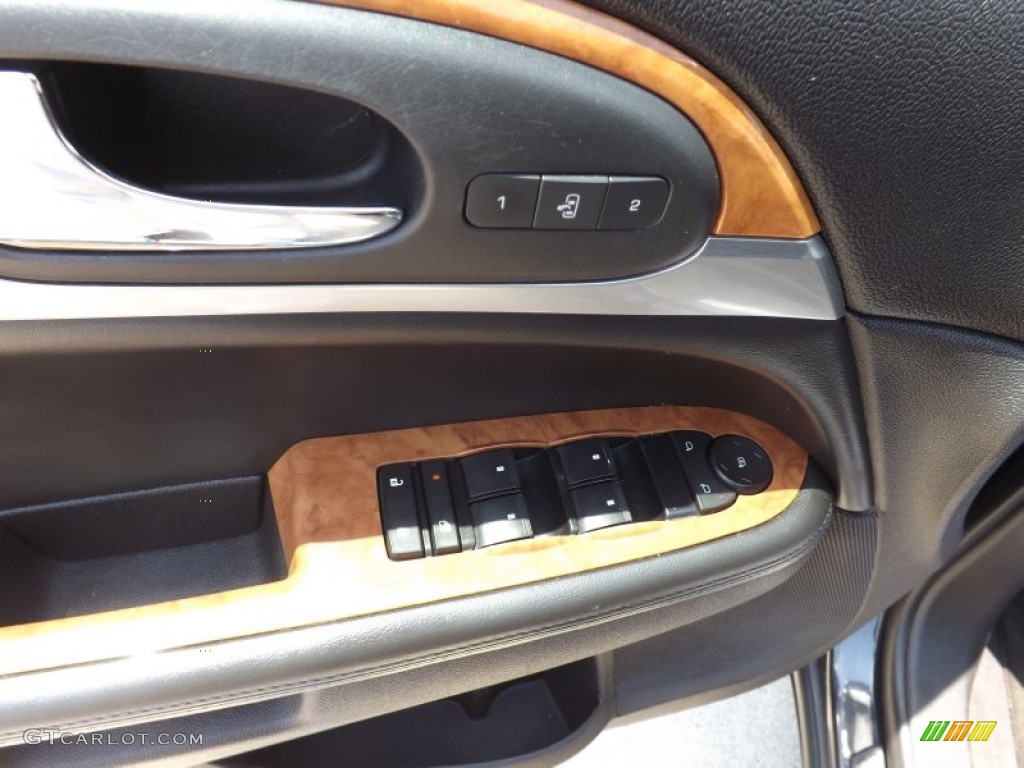 2010 Enclave CXL - Carbon Black Metallic / Ebony/Ebony photo #17