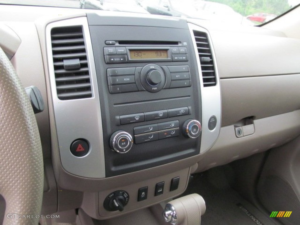 2012 Nissan Frontier SV Crew Cab 4x4 Controls Photo #66452862