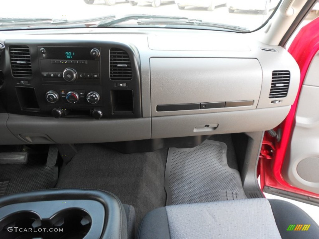 2007 Silverado 1500 LS Extended Cab - Victory Red / Dark Titanium Gray photo #18